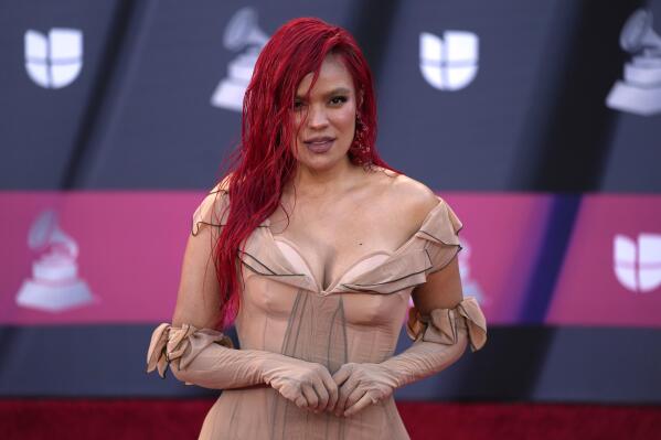 Karol G llega a la 23a entrega anual del Latin Grammy en la Arena Mandalay Bay Michelob Ultra el 17 de noviembre de 2022 en Las Vegas. Karol G lanzó su álbum "Mañana será bonito" el 24 de febrero de 2023. (Foto AP/John Locher, archivo)