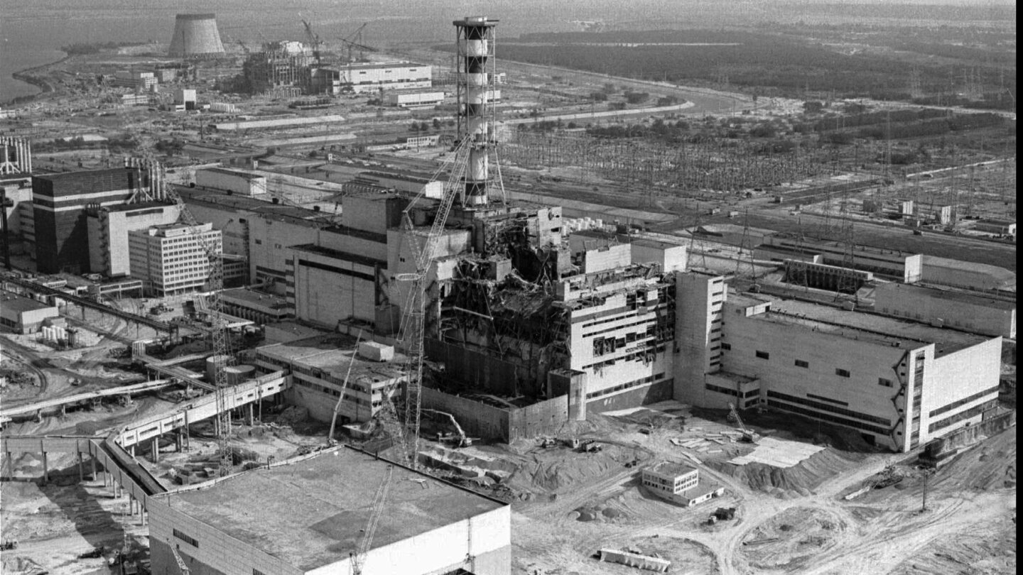 Днес в историята: 26 април, катастрофа в атомната електроцентрала в Чернобил