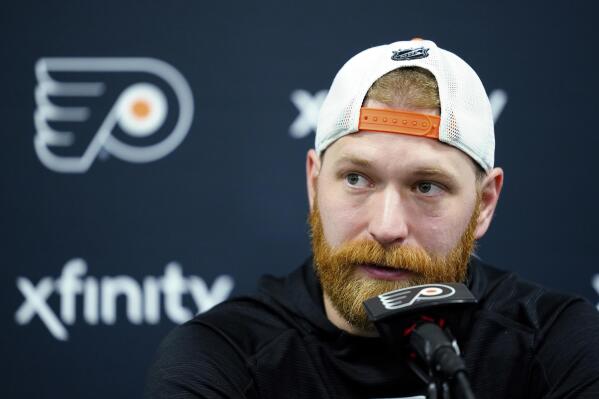 Claude Giroux plays 1,000th and possibly final game with Flyers