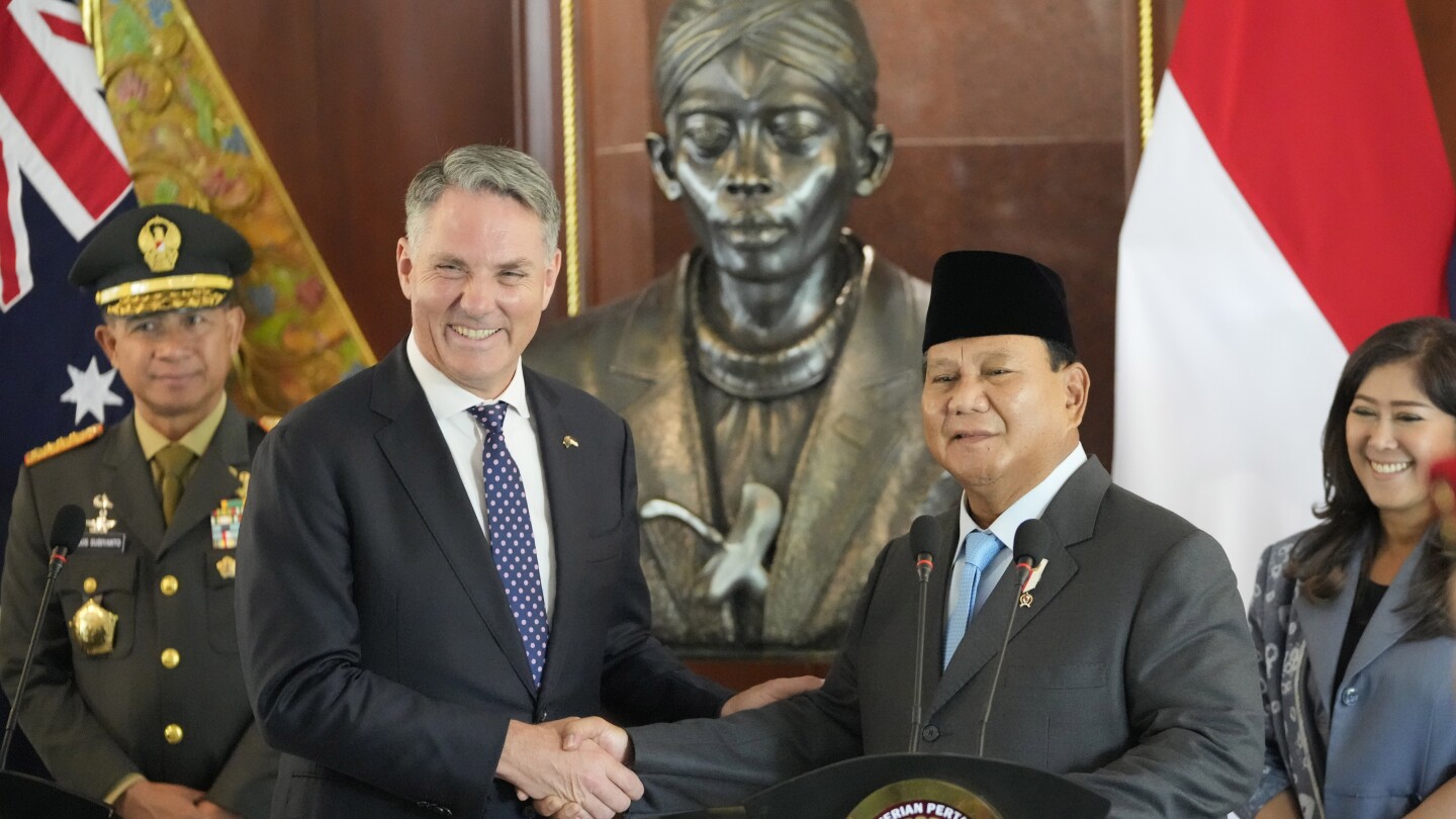 Индонезия и Австралия водят преговори за отбрана, докато и двете нации вървят към подписване на споразумение за сигурност