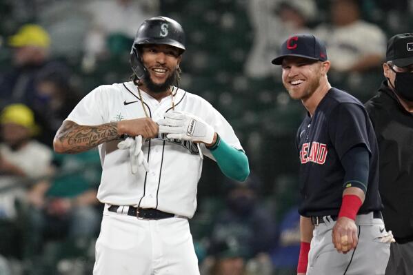 Logan Gilbert masterful as Mariners shut out White Sox