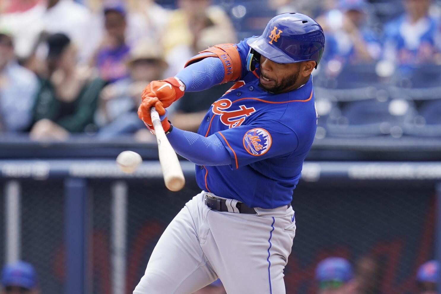After being beaned in head, Mets outfielder will undergo tests