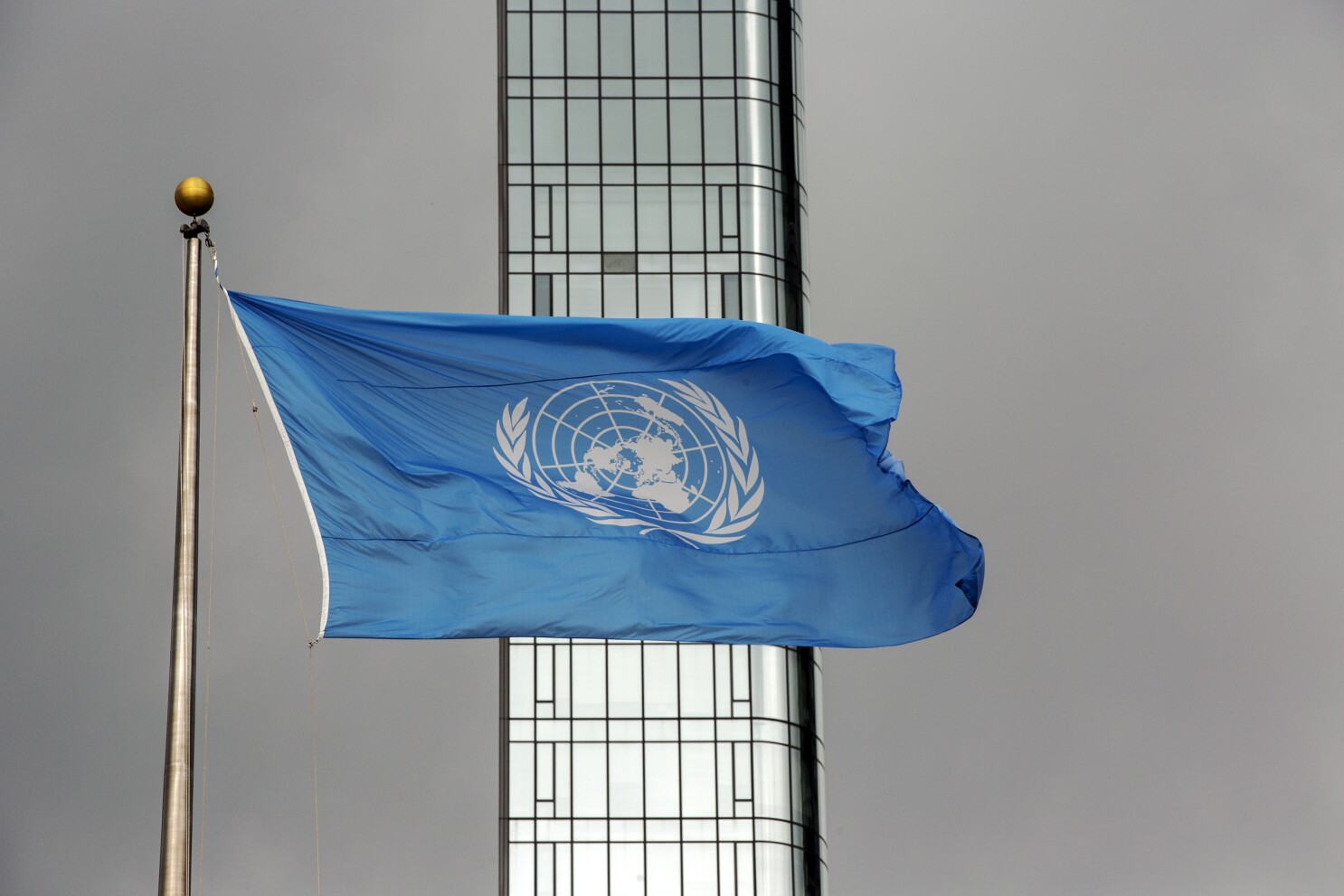 UN votes to Allow Palestinian Flag to be Raised over UN