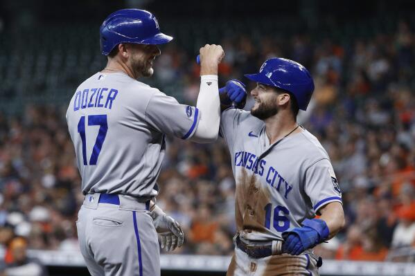 Hernandez's homer powers Blue Jays past Guardians to end 3-game skid