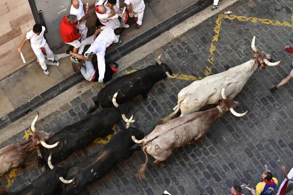 Six injured as bull run returns to Spain's Pamplona