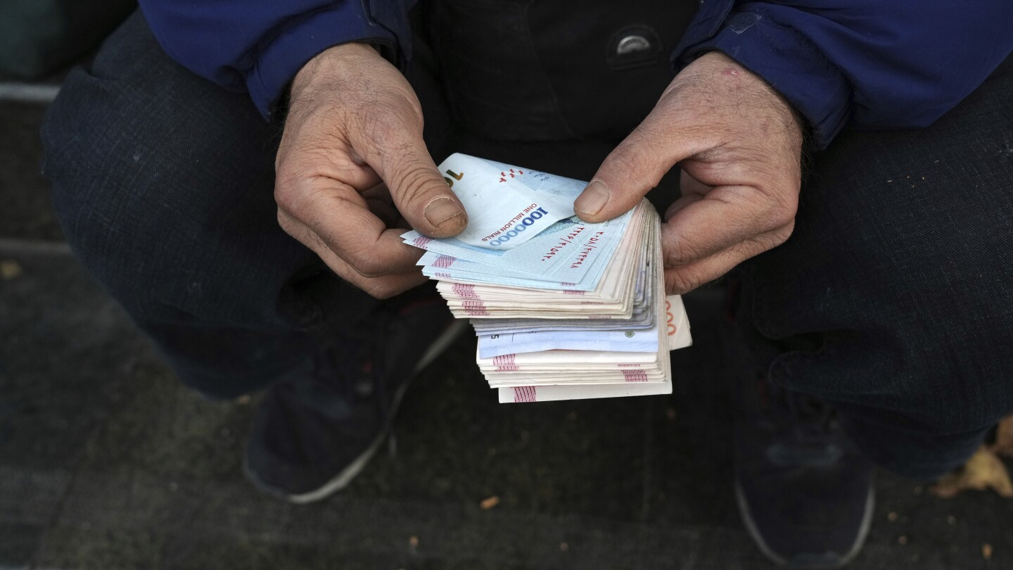 Iran’s forex falls to file low in opposition to the greenback as tensions run prime