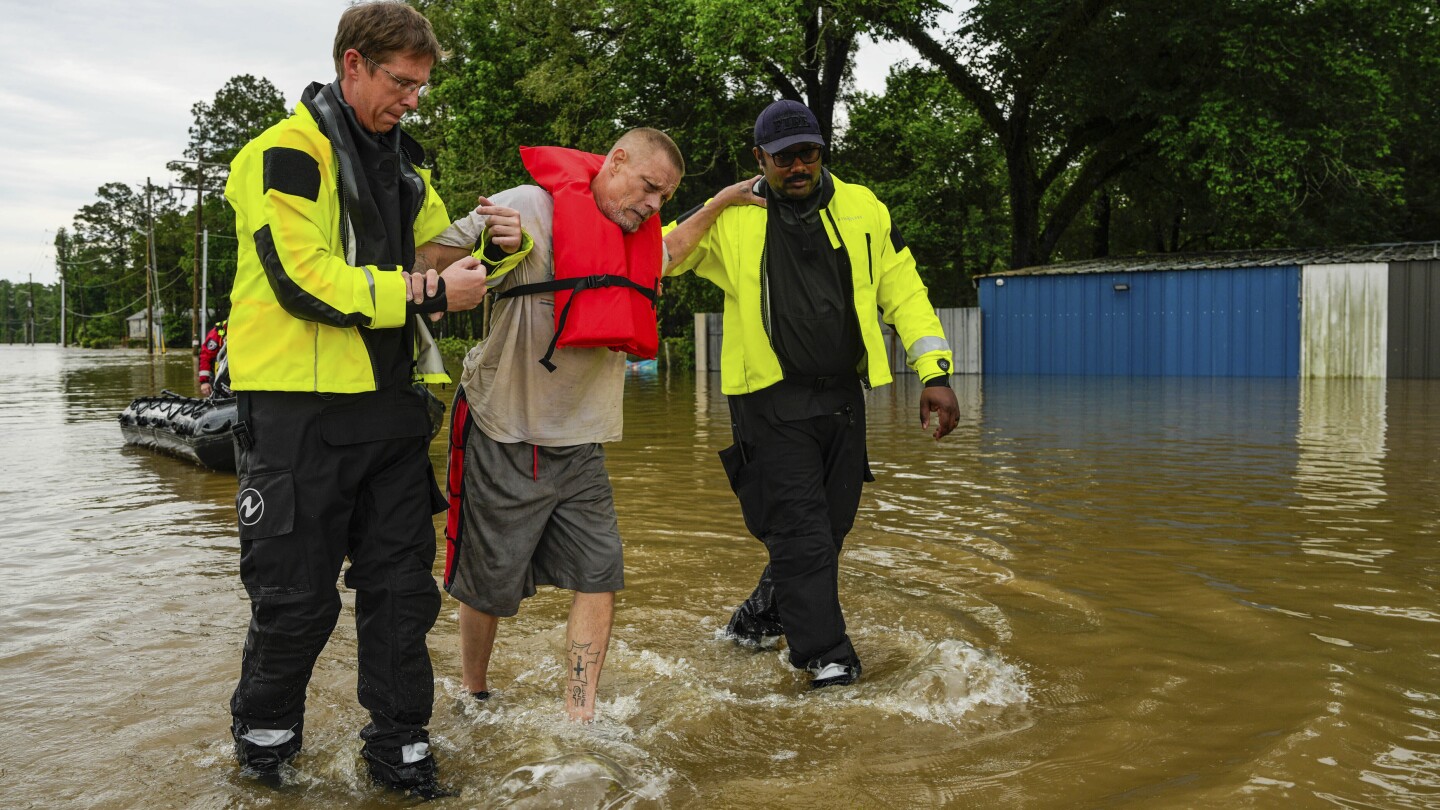 Od powodzi w Brazylii i Houston po brutalne upały w Azji – niemal wszędzie zdarzają się ekstremalne warunki pogodowe