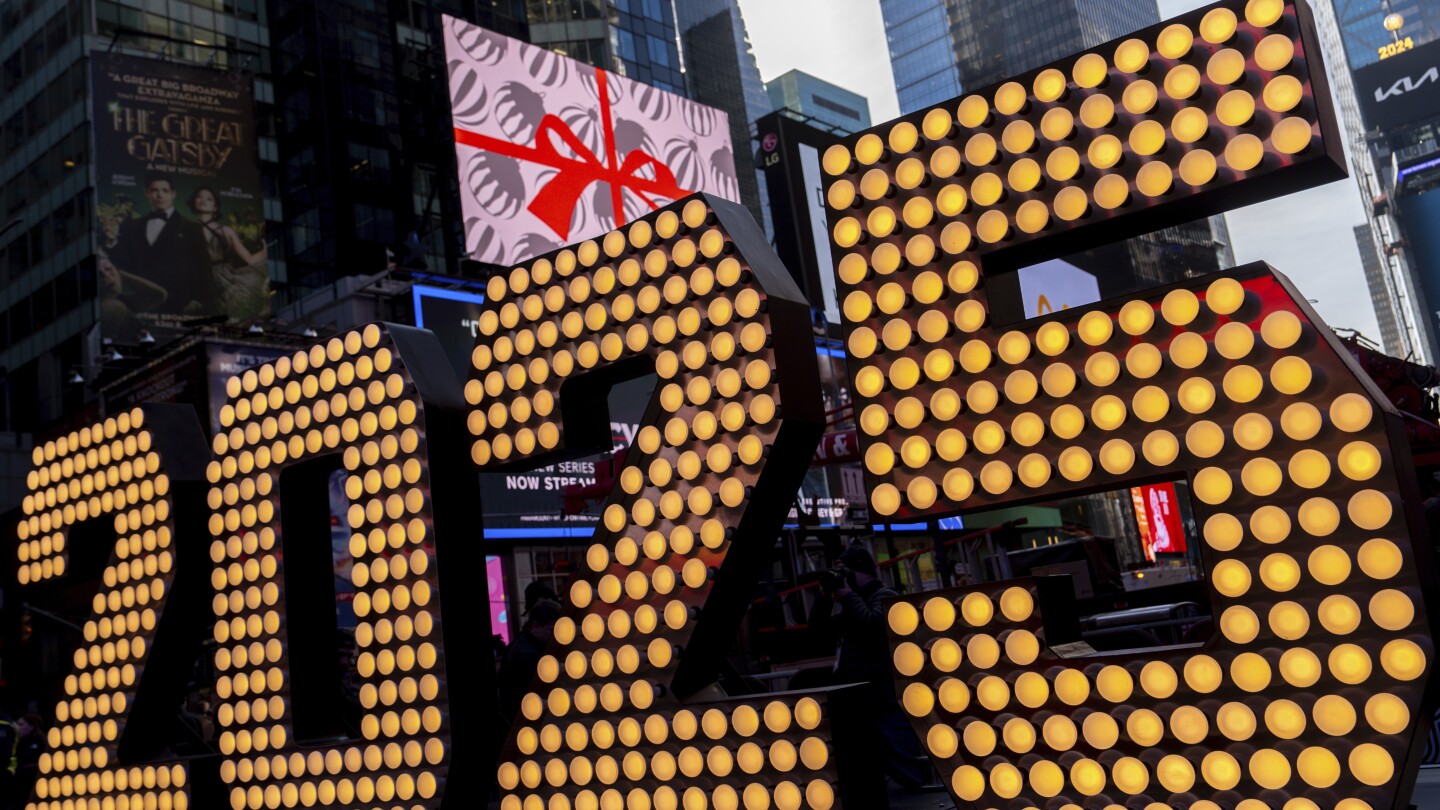 Revolutionize Your Financial Future: 10 Expert Tips for a Healthier Money Mindset in 2025
