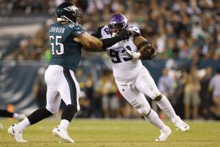 Vikings bring back defensive lineman Jonathan Bullard