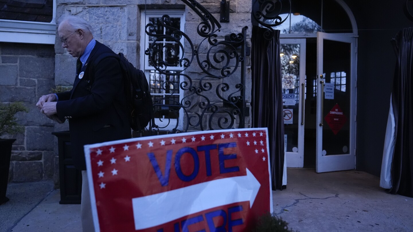 Член на избирателната комисия в окръг Фултън в Джорджия се въздържа от удостоверяване на първичните избори