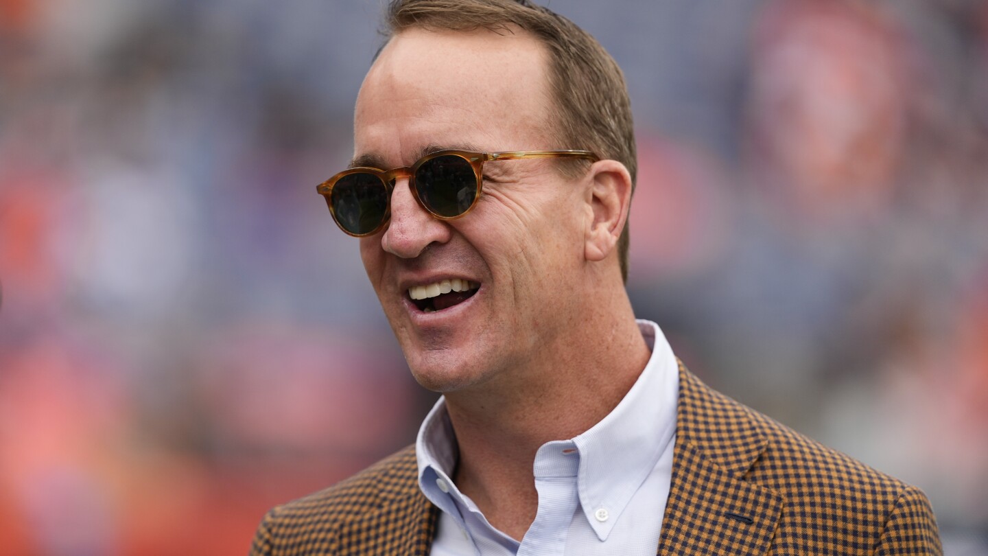 Залата на славата QB Peyton Manning става най-новата спортна знаменитост, за да се присъедини към групата за собственост на NWSL Denver 