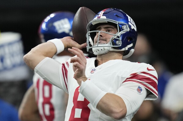 Giants QB Daniel Jones out for the season with torn ACL