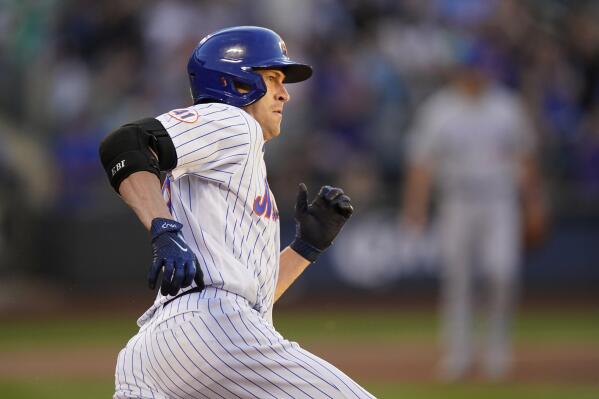 Jacob deGrom leaves Mets game vs. Cubs early due to shoulder injury