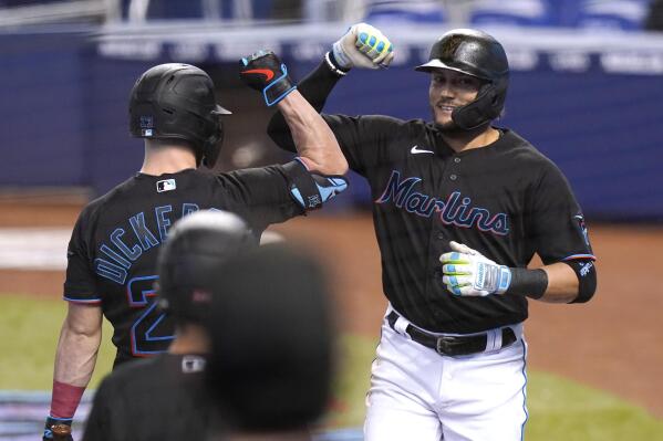 Does Marlins Ballpark Suppress Home Runs After All? 