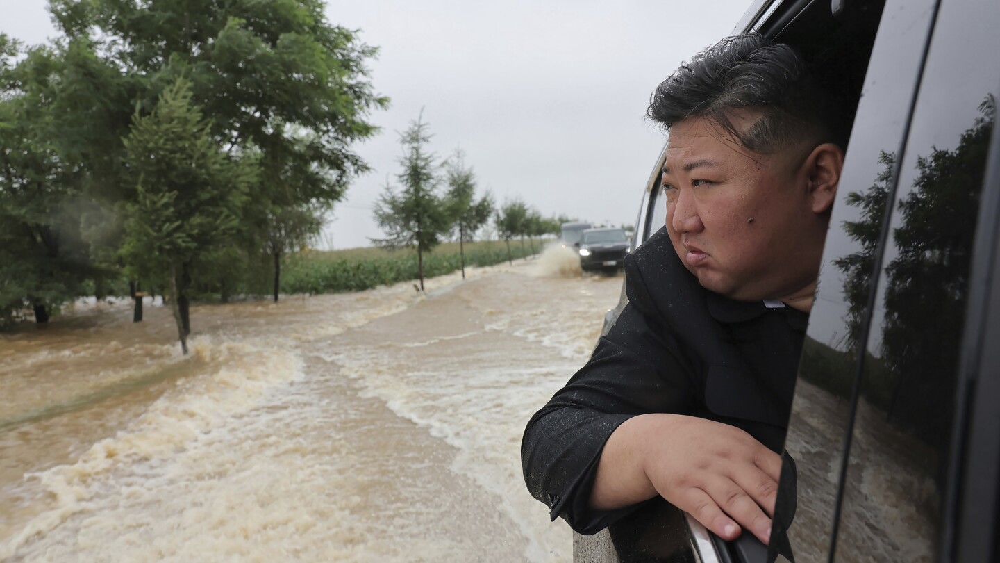 Offiziellen Medien zufolge wurden in Nordkorea 5.000 Menschen vor Überschwemmungen gerettet