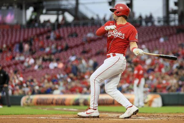 McCutchen passes 1,000 career RBIs as Brewers beat Reds 5-3