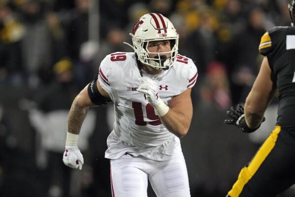 Steelers linebacker, former Badger TJ Watt named AFC Defensive Player of  the Month