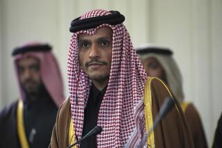 Canciller de Qatar asume como nuevo primer ministro | AP News