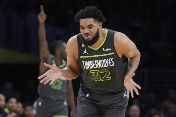 Minnesota Timberwolves: Towns helps Team LeBron to comeback win