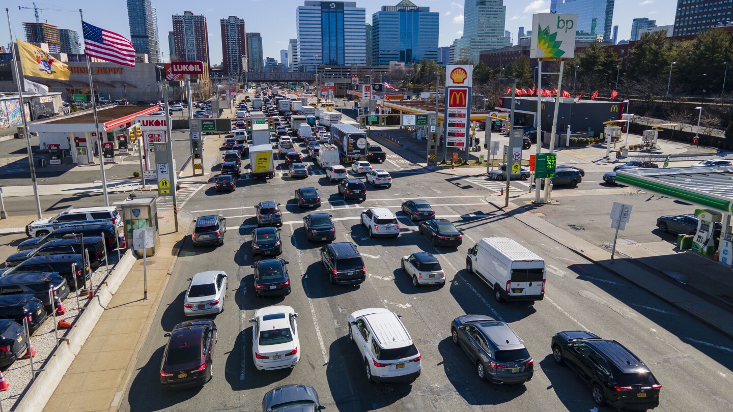 Driving into Manhattan? That’ll cost you, as new congestion toll starts Sunday