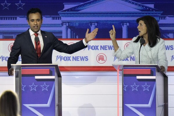 Republican Debate: Who's In, Who's Banned, Who's Boycotting