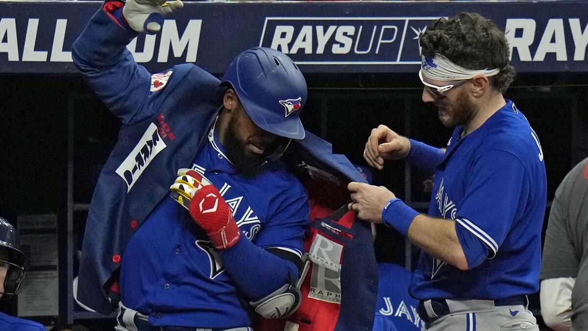 What's on Romano's jersey? : r/Torontobluejays