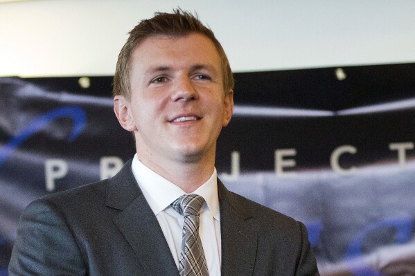 FILE - James O'Keefe, president of Project Veritas Action, waits to be introduced during a news conference, Sept. 1, 2015, in Washington. Criminal prosecutors may soon get to see over 900 documents pertaining to the alleged theft of a diary belonging to President Joe Biden’s daughter after a judge on Dec. 21, 2023, rejected a First Amendment claim by the conservative group Project Veritas. Attorney Jeffrey Lichtman said on behalf of Project Veritas on Monday, Dec. 25, that an appeal is being considered of the ruling. (AP Photo/Pablo Martinez Monsivais, File)
