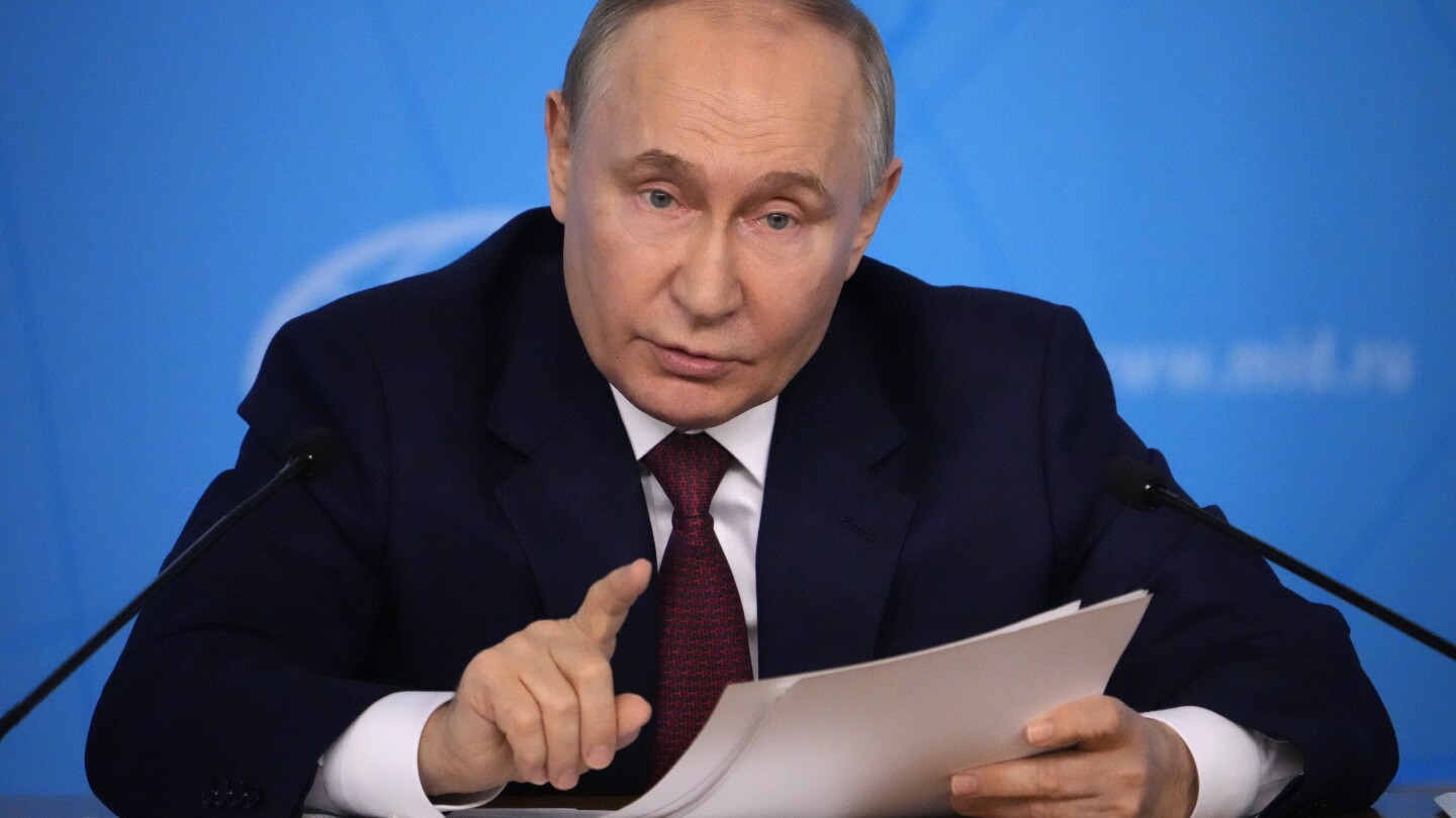 Руският президент Владимир Путин обеща в петък незабавно да нареди