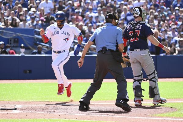 Berríos fans career-high 13, Blue Jays beat Twins 12-3 - The San