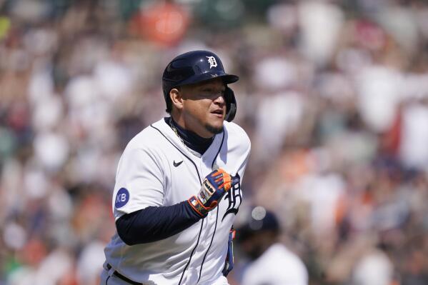 Miguel Cabrera gets his 3,000th career hit, becoming the 33rd player in MLB  history to reach the milestone