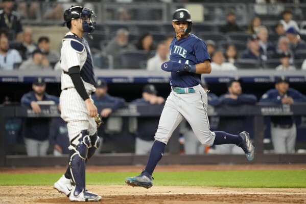 Mariners hammer struggling Germán as Woo gets his 1st win in a 10-2 rout of  the Yankees - The San Diego Union-Tribune
