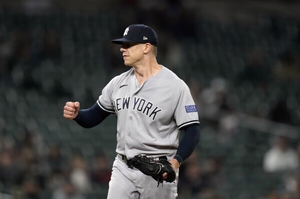 Torkelson hits 2 homers as Detroit beats Yanks and Rodón 10-3, ends New  York's 5-game win streak