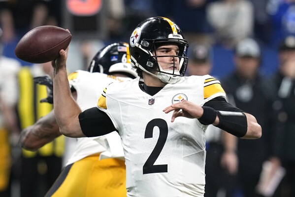 Pittsburgh Steelers quarterback Mason Rudolph throws a pass during the second half of the team's NFL football game against the Indianapolis Colts in Indianapolis on Saturday, Dec. 16, 2023. The Colts won 30-13. (AP Photo/Darron Cummings)