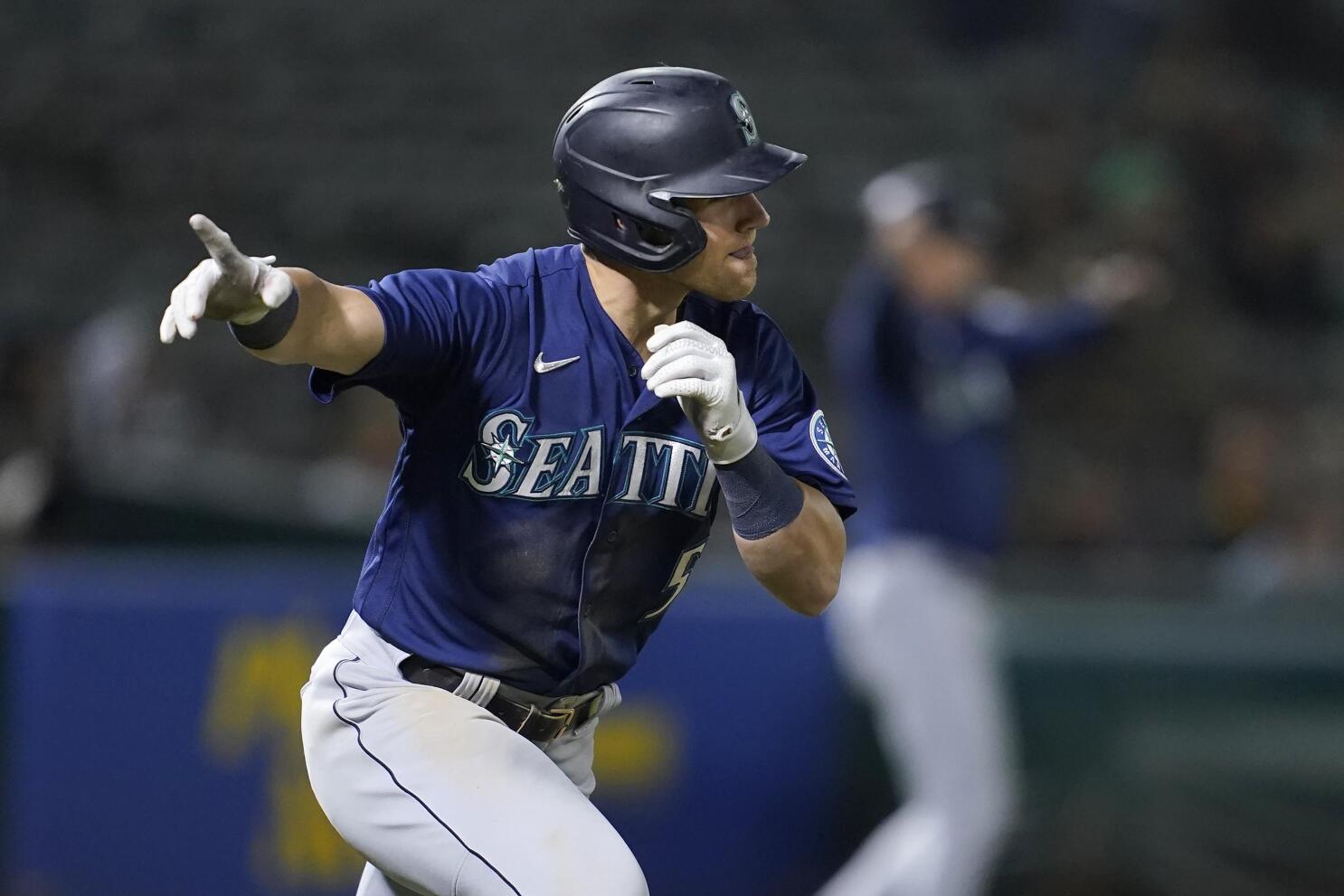 Rickey Henderson homers in first Mariners at-bat 