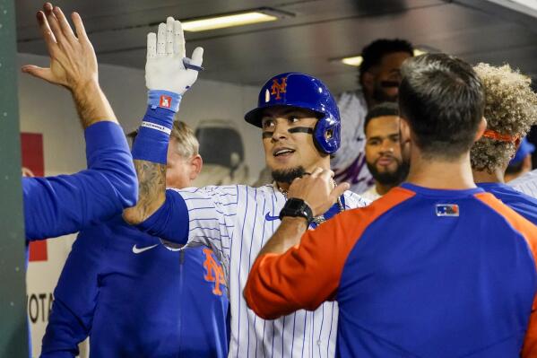 Mets acquire two-time All-Star Javier Baez from Cubs