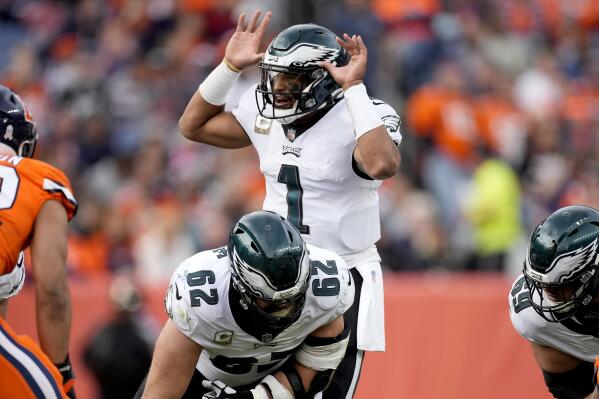 Assessing Eagles QB Jalen Hurts' First Start With the Eagles - Stadium