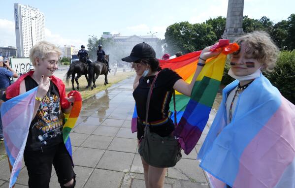 Ukraine LGBTQ pride parade celebrated in Poland