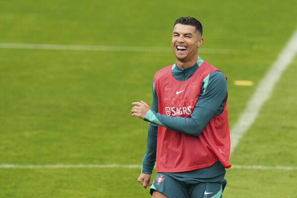 Euro 2024: Ronaldo on verge of European Championship record as Portugal  opens vs. Czech Republic | AP News