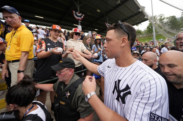 Yankees and Tigers are kids for a day, mingling among Little Leaguers | AP  News