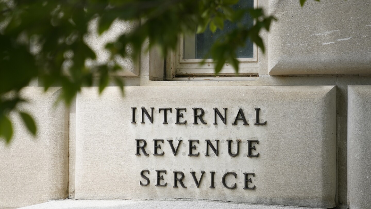 ВАШИНГТОН AP — IRS заяви в четвъртък че ще направи