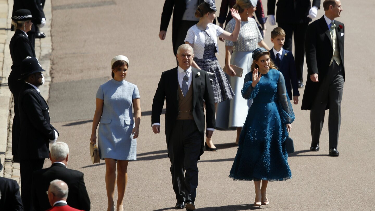 10 weird British royal wedding fascinators, from Princess