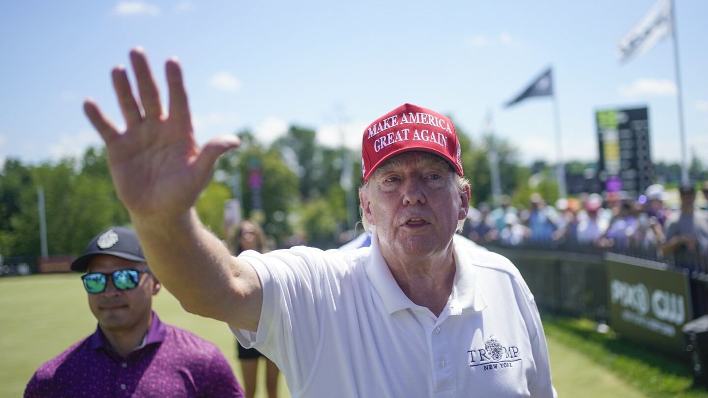 Trump business: Investigation into New Jersey golf club liquor licenses does not apply to ex-president