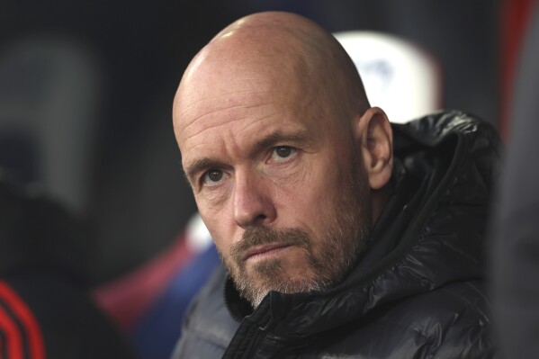 Manchester United's head coach Erik ten Hag waits for the start of the English Premier League soccer match between Crystal Palace and Manchester United at Selhurst Park stadium in London, England, Monday, May 6, 2024. (AP Photo/Ian Walton)