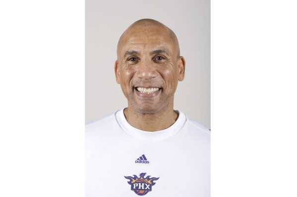 Phoenix Suns assistant coach John Shumate during Suns media day Monday, Sept. 28, 2009, in Phoenix. (AP Photo/Ross D. Franklin, File)