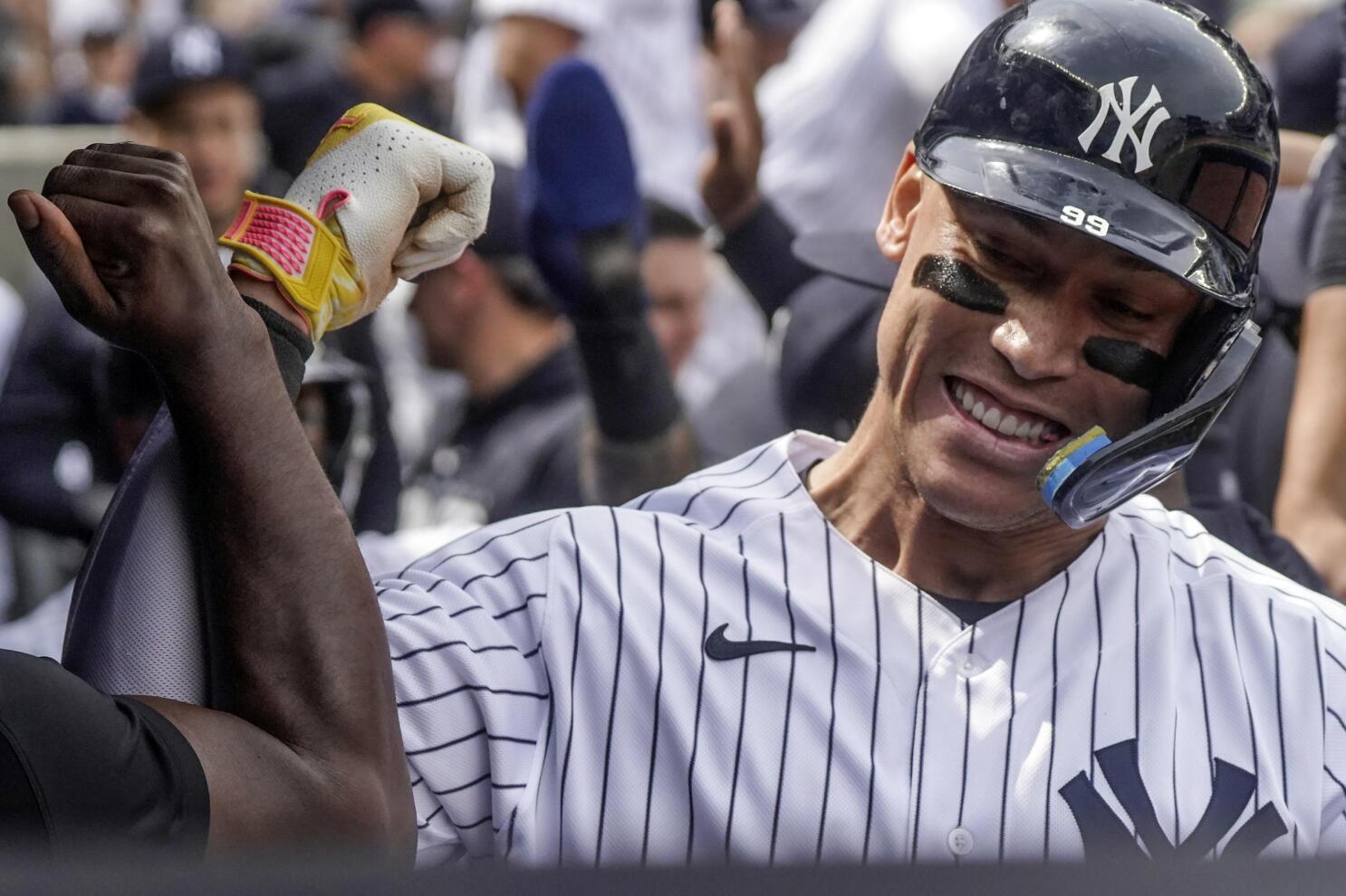 Judge homers twice, Yankees overcome 6-run deficit, beat Rays 9-8