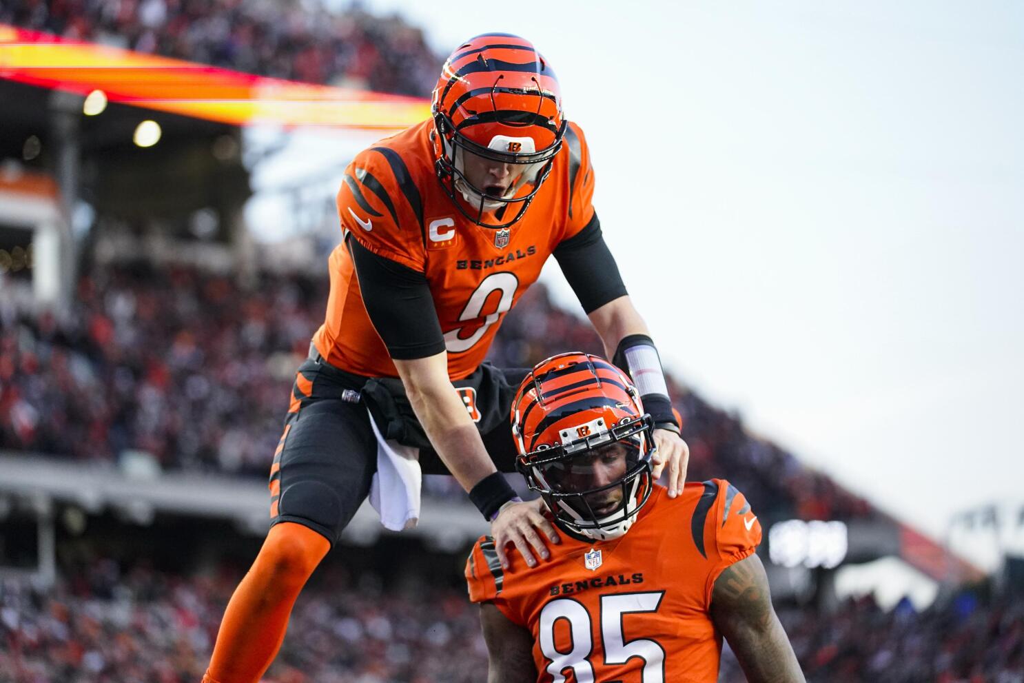 Watch Tee Higgins' touchdown catch that put the Bengals up 14-3 vs. the  Chiefs 