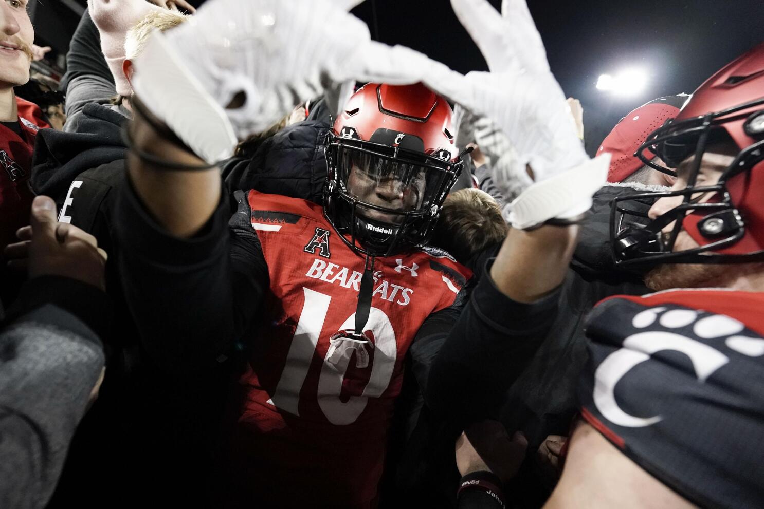 Bearcats one win away from possible berth in College Football Playoff