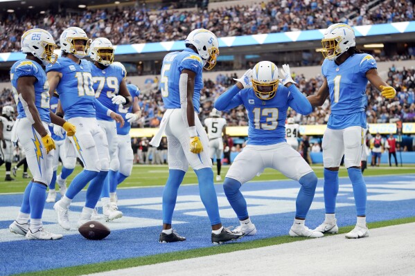 Chargers need to find a way not to allow second-half rallies