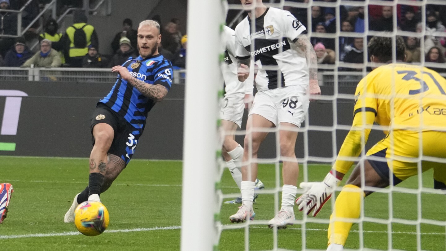 Inter Milan Defeats Parma, Closes Gap on Napoli