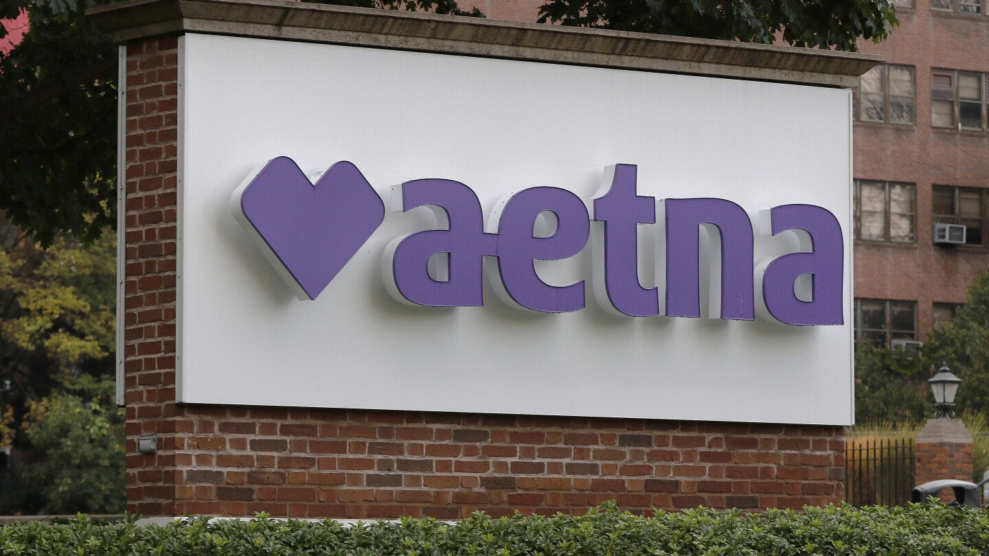 Aetna се съгласява да уреди съдебно дело относно покритие за плодовитост за LGBTQ+ клиенти